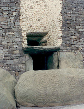 Newgrange entrance